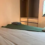 Apartment Chic Apartment-rua Verde, *